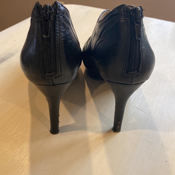 Nine West bootie type heels - Picture 3 of 4